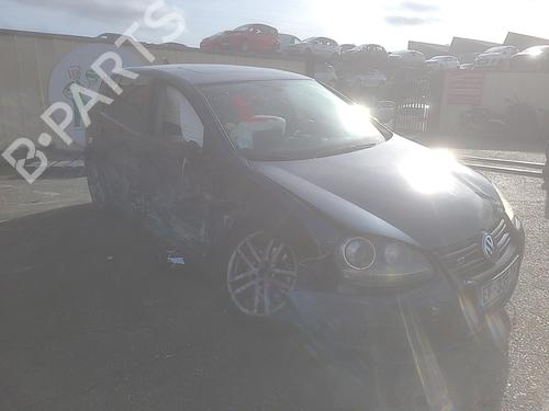 Third brake light VW GOLF V (1K1) 2.0 TDI | BP25088136L11 - Image 6