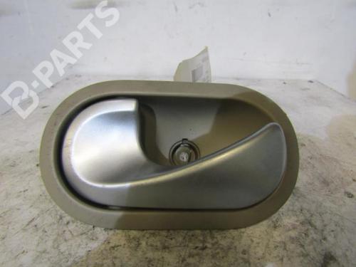 Used Rear left interior door handle Rear left interior door handle RENAULT SCÉNIC II (JM0/1_) [2003-2010] 10596656 10596656
