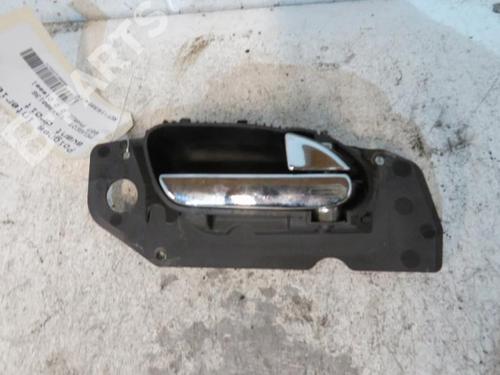 front-right-interior-door-handle-peugeot-607-9d-9u-20-hdi-9329fa-2000-10606351 main image