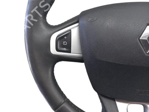 Used Steering wheel RENAULT MEGANE III Grandtour (KZ0/1) 1.9 dCi (KZ0J, KZ0N, KZ1S) (131 hp) 25059953