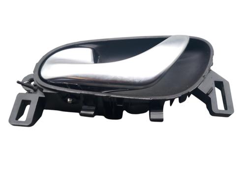 Used Rear left interior door handle RENAULT KADJAR (HA_, HL_) 1.3 TCe 140 (HLNB, HLN1) (140 hp) 25072445