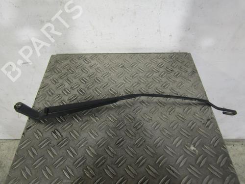 Used Front windshield wiper arm SEAT LEON (1M1) 1.9 TDI (130 hp) 25080356