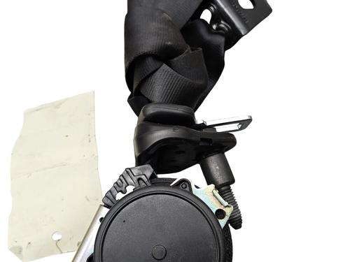 rear-right-seatbelt-renault-zoe-bfm_-2012-25768004 main image