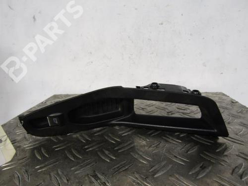 Used Right front window switch Right front window switch FORD FIESTA VI (CB1, CCN) 1.5 TDCi (75 hp) 10591444 10591444
