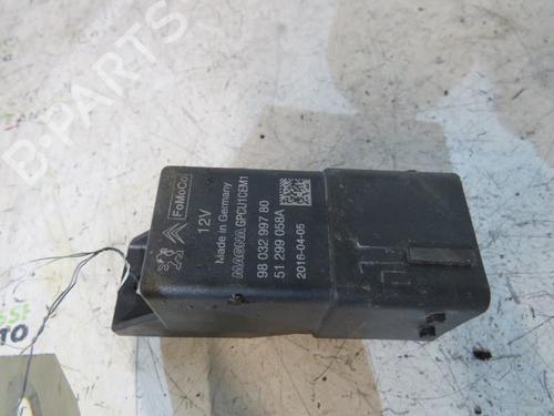 Used Electronic module FORD FIESTA VI (CB1, CCN) 1.5 TDCi (95 hp) 25070946