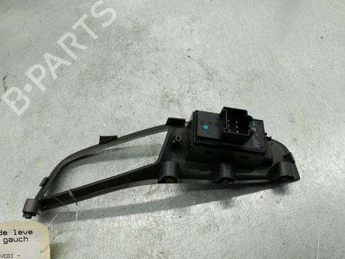 Used Left rear window switch Left rear window switch CHEVROLET ORLANDO (J309) 2.0 D (163 hp) 25063122 25063122