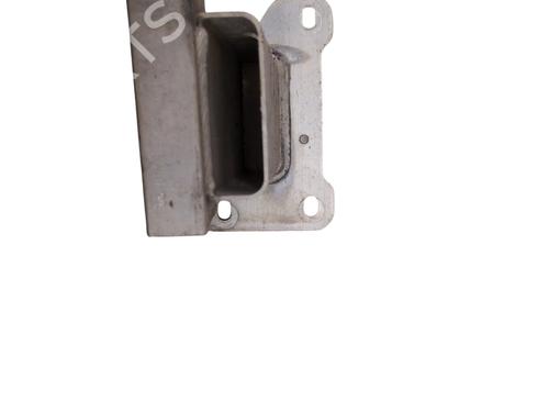 Crossmember PEUGEOT 3008 II SUV (MC_, MR_, MJ_, M4_) 1.5 BlueHDi 130 | BP25773682C162 