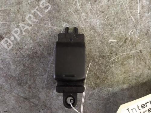 Used Right rear window switch Right rear window switch NISSAN QASHQAI I (J10, NJ10) 1.5 dCi (106 hp) 25060392 25060392