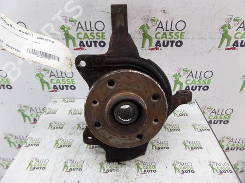Used Left front steering knuckle RENAULT SAFRANE I (B54_) 2.0 (B540) (105 hp) 25071294