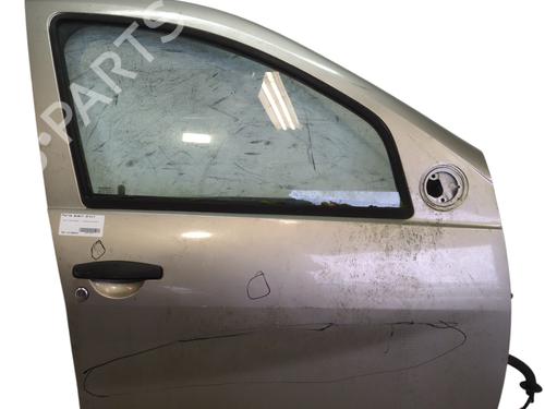 right-front-door-dacia-sandero-2008-32391871 main image