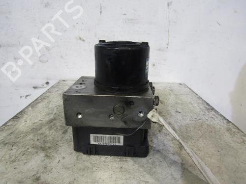 Used ABS pump ABS pump HYUNDAI SANTA FÉ I (SM) 2.0 CRDi 4x4 (113 hp) 25090010 25090010
