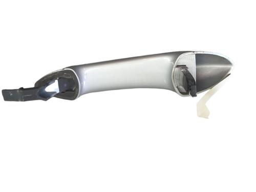 Used Rear right exterior door handle BMW 5 (F10) 520 d (184 hp) 25053807