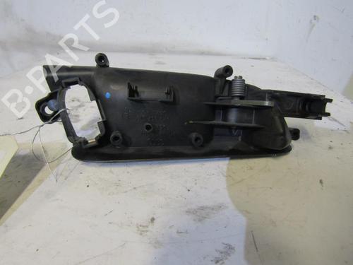 Used Front left interior door handle Front left interior door handle AUDI A3 (8P1) [2003-2013] 25111988 25111988