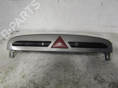 Used Warning switch PEUGEOT 308 SW I (4E_, 4H_) 2.0 HDi (136 hp) 25106317