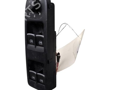 Used Left front window switch VW GOLF VI Convertible (517) 1.2 TSI (105 hp) 32493124