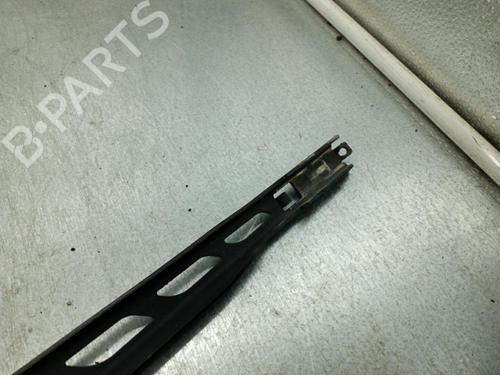 Front windshield wiper arm BMW 5 Touring (E61) 525 d | BP25077903C143 