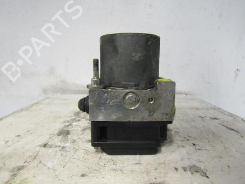 Used ABS pump ABS pump OPEL CORSA C (X01) 1.2 Twinport (F08, F68) (80 hp) 25083649 25083649