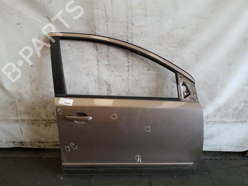Used Right front door NISSAN NOTE (E11, NE11) 1.5 dCi (86 hp) 25062587