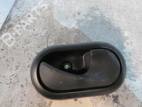 Used Rear right interior door handle Rear right interior door handle DACIA SANDERO 1.4 (BS0C, BS0A, BS0G, BS1F, BS0E) (75 hp) 10604907 10604907