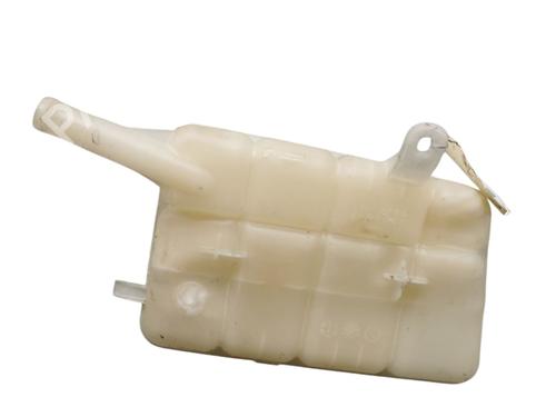 expansion-tank-renault-megane-iv-hatchback-b9amn_-2015-25075457 main image