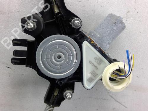 Used Front left window mechanism TOYOTA COROLLA Hatchback (_E21_, _EA1_, _EH1_) 1.8 Hybrid (ZWE211) (98 hp) 25104732