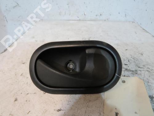 Used Front right interior door handle Front right interior door handle RENAULT CLIO III Hatchback Van (SB_, SR_) 1.5 dCi (68 hp) 10607593 10607593