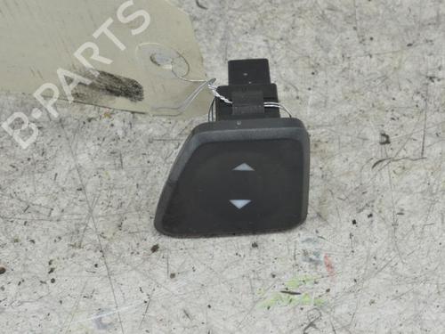 Used Right front window switch FIAT 500 (312_) 1.2 (312AXA1A) (69 hp) 25070979