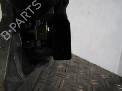 front-wiper-motor-audi-a4-b9-avant-8w5-8wd-2015-25084324 main image