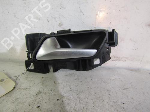 Used Rear left interior door handle PEUGEOT 308 SW II (LC_, LJ_, LR_, LX_, L4_) 1.2 THP 130 (131 hp) 25090184