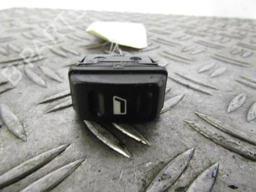 Used Right front window switch Right front window switch CITROËN XSARA PICASSO (N68) 1.6 HDi (90 hp) 25080259 25080259