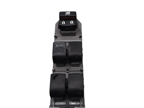 Used Left front window switch TOYOTA YARIS (_P13_) 1.5 Hybrid (NHP130_, NHP130) (101 hp) 29759889