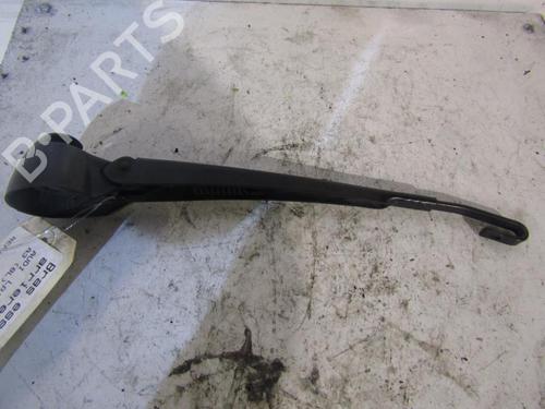 Used Rear windshield wiper arm AUDI A3 (8L1) 1.9 TDI (130 hp) 25078939