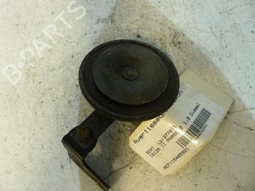 Used Horn SEAT IBIZA II (6K1) 1.9 TDI (110 hp) 25067618