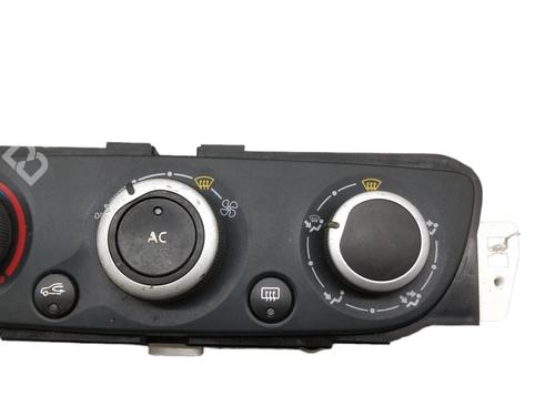 Used Climate control RENAULT MEGANE III Hatchback (BZ0/1_, B3_) 1.5 dCi (BZ09, BZ0D, BZ1W, BZ29, BZ14) (110 hp) 25058837
