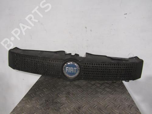 grille-fiat-panda-169_-2003-25113237 main image
