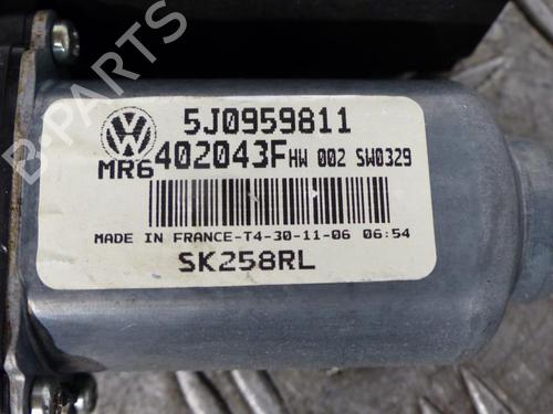 left-rear-window-motor-skoda-roomster-5j7-2006-2007-2008-2009-2010-2011-2012-2013-2014-2015-25091269 main image