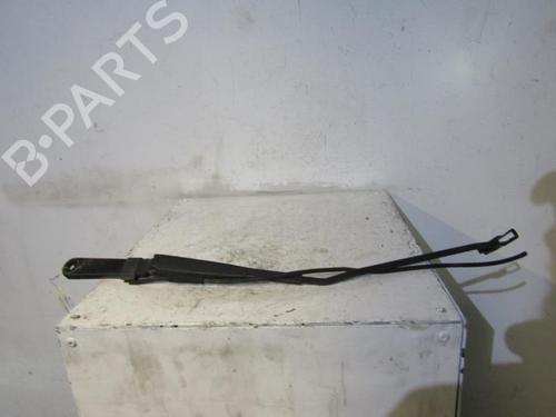 Used Front windshield wiper arm RENAULT MASTER II Van (FD) 2.5 dCi (115 hp) 28321497
