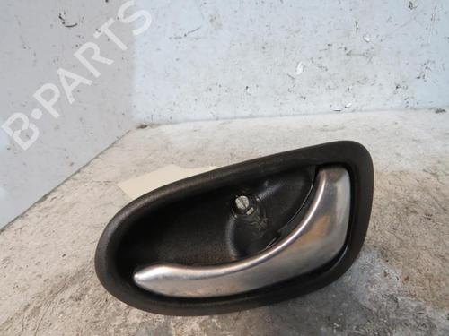 Used Rear right interior door handle NISSAN PRIMERA Hatchback (P12) 2.2 Di (126 hp) 25066953
