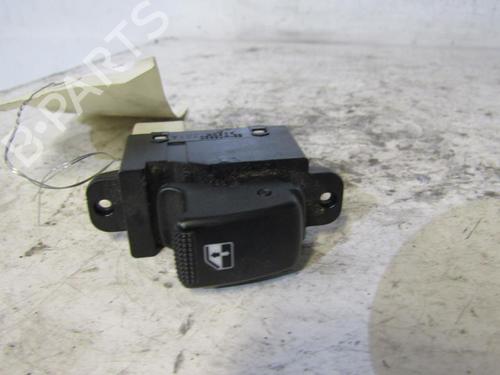 Used Right rear window switch KIA CERATO I Hatchback (LD) 2.0 CRDi (112 hp) 25068862