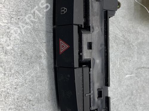 Warning switch OPEL ASTRA H (A04)  | BP25104614I22 