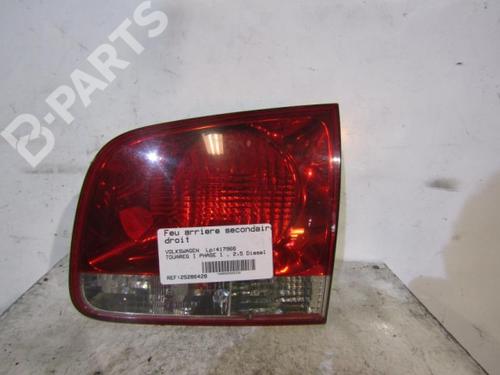 right-tailgate-light-vw-touareg-7la-7l6-7l7-25-r5-tdi-7l6945094r-2002-2003-2004-2005-2006-2007-2008-2009-2010-2011-2012-2013-10596513 main image