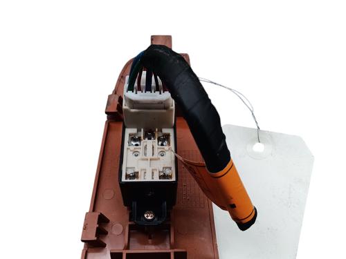 Used Left rear window switch Left rear window switch HYUNDAI SONATA IV (EF) 2.0 16V (131 hp) 32989986 32989986