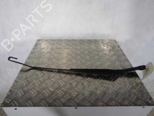 Used Front windshield wiper arm SKODA OCTAVIA I (1U2) 1.9 TDI (110 hp) 25085054