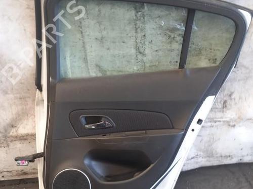 Used Right rear door CHEVROLET CRUZE (J300) [2009-2025]  25074891