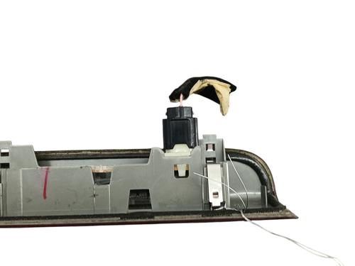 Troisième feu stop RENAULT SCÉNIC III (JZ0/1_) 1.5 dCi (110 hp) 31980683