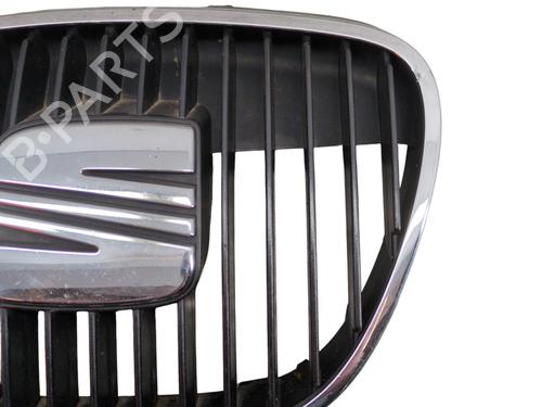 Gitter für SEAT IBIZA III (6L1) 1.4 16V (75 hp) 31270488