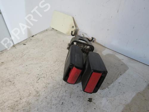 Used Seat buckle RENAULT MEGANE II (BM0/1_, CM0/1_) 1.5 dCi (BM1E, CM1E) (106 hp) 25112435