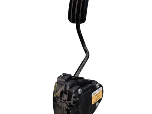 Pedal RENAULT TRAFIC II Van (FL) 2.0 dCi 90 (FL0H, FL00, FL01, FL0M, FL0P, FL0S) | BP32776789I4 - Image 2