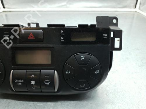 climate-control-toyota-rav-4-ii-_a2_-2000-2001-2002-2003-2004-2005-25104334 main image