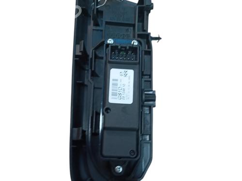 Højre bagtil elrude kontakt MAZDA 6 Hatchback (GH) 2.0 MZR-CD (GH14) (140 hp) 27683433